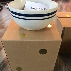 Kate spade set of 4 “all in good taste” bowls